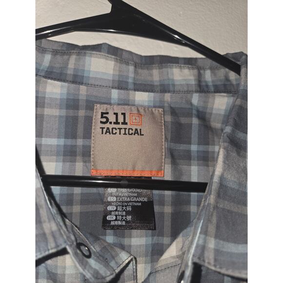 Set of 2 Mens 5.11 Brand Button Down XL - Picture 5 of 6